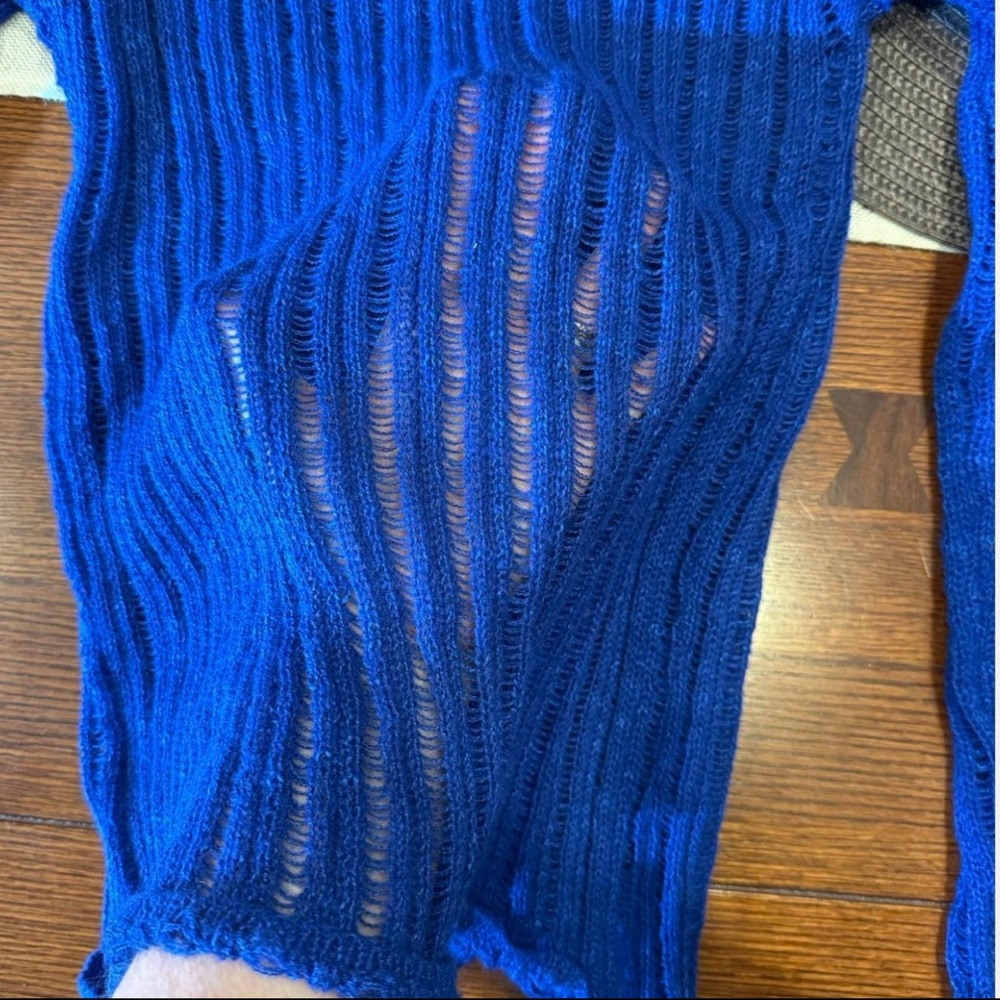 Vibrant Blue Ribbed Sweater - Picture 4 of 4